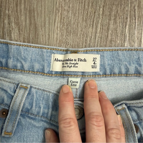 Abercrombie & Fitch W’s The 90s Straight Ultra High Rise Jeans Curve Love-27/4S - Picture 4 of 6